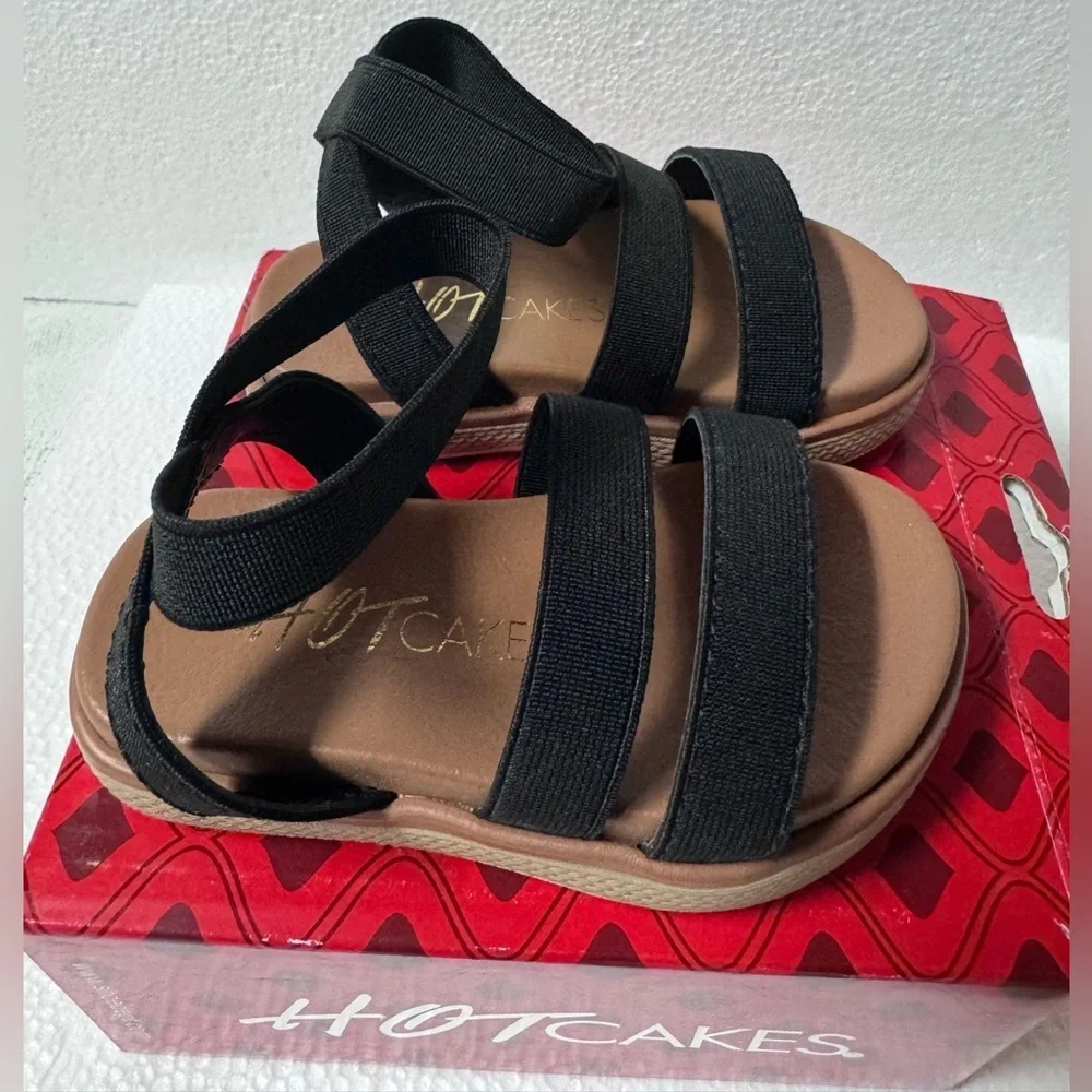 Hot Cakes Black Strappy Elastic Sandals with Brown Footbed Size 4 Toddler Girls